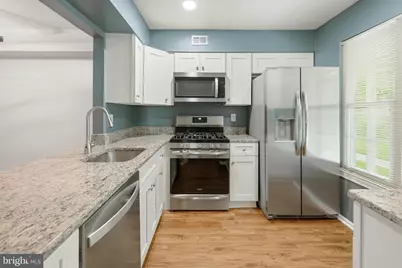 169 Bradford Court, Mount Laurel, NJ 08054 - Photo 6