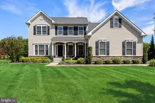 11 Taft Ct, Hainesport, NJ 08036 - Photo 1