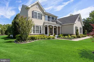 11 Taft Ct, Hainesport, NJ 08036 - Photo 2