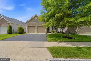 178 Merion Ct, Hainesport, NJ 08036 - Photo 1