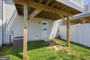 24 Wendowski St, Beverly, NJ 08010 - Photo 28