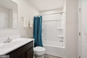 24 Wendowski St, Beverly, NJ 08010 - Photo 20