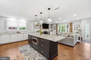 35 Christopher Mill Rd, Medford, NJ 08055 - Photo 8