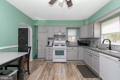 332 S Fellowship Road, Maple Shade, NJ 08052 - Photo 12