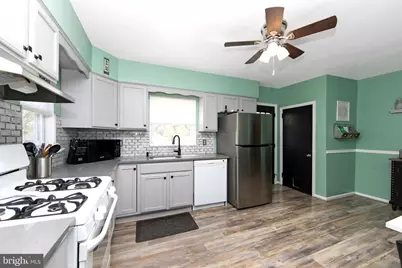 332 S Fellowship Road, Maple Shade, NJ 08052 - Photo 10