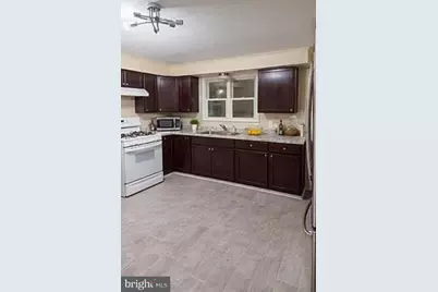 1201 High St, Burlington, NJ 08016 - Photo 4