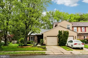 5 E Oleander Dr, Mount Laurel, NJ 08054 - Photo 2