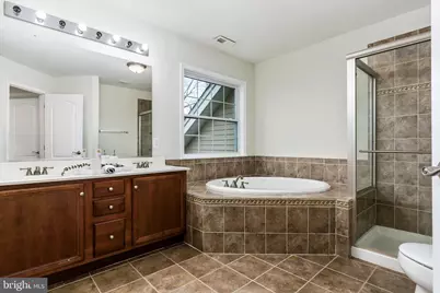 16 Foxcroft Way, Mount Laurel, NJ 08054 - Photo 26