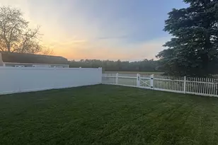 273 W Crosswicks Rd, Bordentown, NJ 08505 - Photo 28