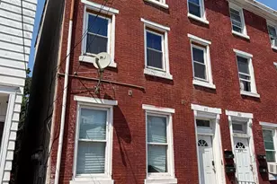 219 E Broad St, Burlington, NJ 08016 - Photo 2