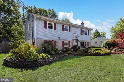 31 W Shore Drive, Southampton, NJ 08088 - Photo 2