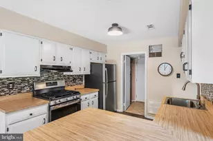 12 Fairway Ct, Marlton, NJ 08053 - Photo 8