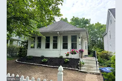823 Columbia Avenue, Palmyra, NJ 08065 - Photo 1