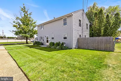 332 Bailey Avenue, Maple Shade, NJ 08052 - Photo 2