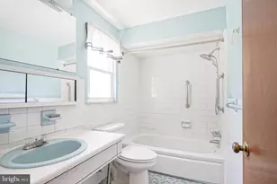 53 Hamilton Rd, Marlton, NJ 08053 - Photo 18