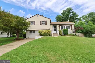 36 Hilton Rd, Mount Holly, NJ 08060 - Photo 1