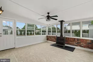 401 Jefferson Ave, Beverly, NJ 08010 - Photo 28