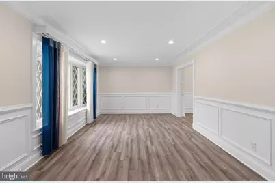 401 Jefferson Avenue, Beverly, NJ 08010 - Photo 6