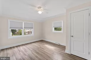 401 Jefferson Ave, Beverly, NJ 08010 - Photo 16
