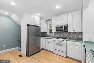 320 W 3rd St, Moorestown, NJ 08057 - Photo 12