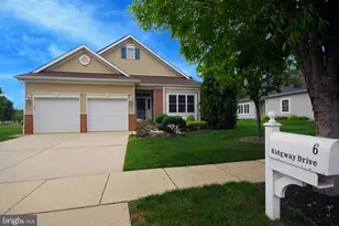 6 Ridgway Dr, Bordentown, NJ 08505 - Photo 2
