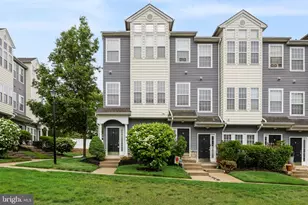 13 River Ln, Delanco, NJ 08075 - Photo 1