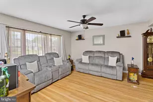 809 Woodlane Rd, Edgewater Park, NJ 08010 - Photo 6