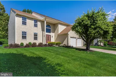 17 Adams Drive, Burlington, NJ 08016 - Photo 2