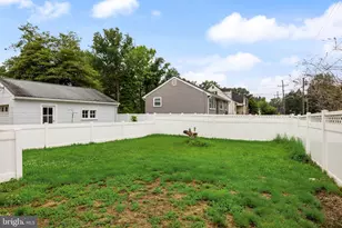 304 S Forklanding Rd, Maple Shade, NJ 08052 - Photo 24