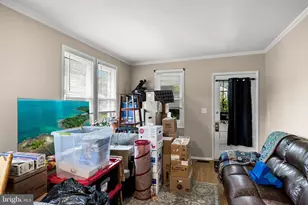 304 S Forklanding Rd, Maple Shade, NJ 08052 - Photo 6