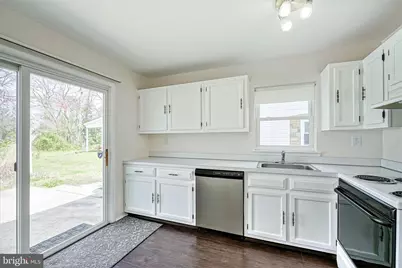 83 Sheffield Place, Southampton, NJ 08088 - Photo 8