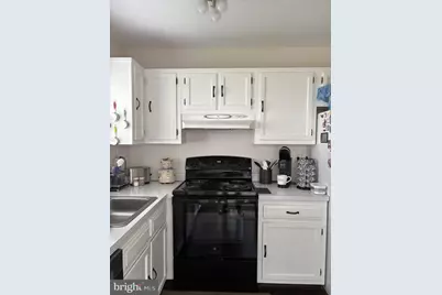 83 Sheffield Place, Southampton, NJ 08088 - Photo 12