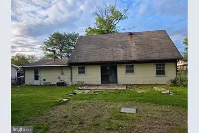 33 Evergreen Drive, Willingboro, NJ 08046 - Photo 2