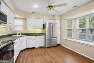 929 Larkspur Pl S, Mount Laurel, NJ 08054 - Photo 10