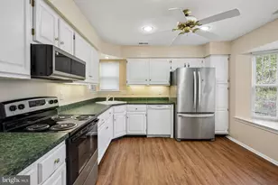 929 Larkspur Pl S, Mount Laurel, NJ 08054 - Photo 12