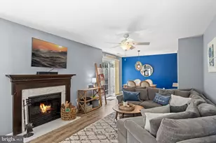 1301 Lakeside Dr, Palmyra, NJ 08065 - Photo 1