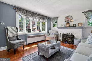 308 Lilac Ln, Delanco, NJ 08075 - Photo 4