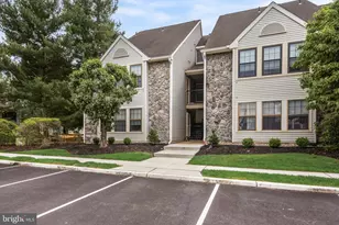 3 Chelmsford Ct, Marlton, NJ 08053 - Photo 2