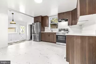 709 Bridgeboro St, Riverside, NJ 08075 - Photo 14