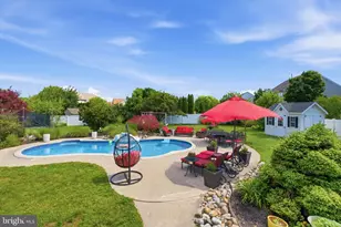 17 Amaryllis Ln, Lumberton, NJ 08048 - Photo 2