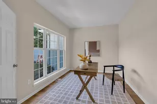 19 Sunflower Cir, Burlington, NJ 08016 - Photo 4