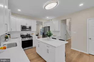 19 Sunflower Cir, Burlington, NJ 08016 - Photo 16