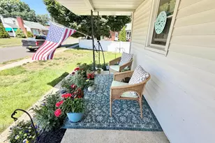 130 Kinsman Rd, Florence, NJ 08518 - Photo 2