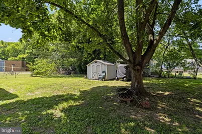 1073 Wallace Avenue, Florence, NJ 08554 - Photo 28