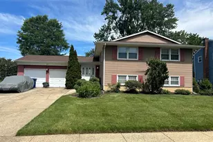 809 Charleston Rd, Mount Laurel, NJ 08054 - Photo 1
