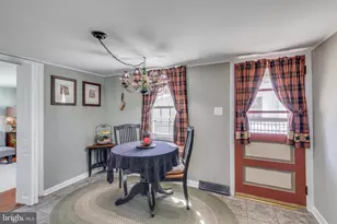 415 Prince St, Bordentown, NJ 08505 - Photo 12