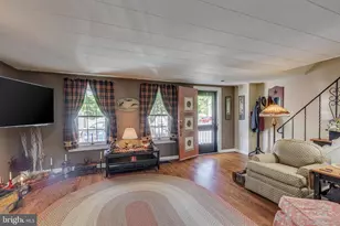 415 Prince St, Bordentown, NJ 08505 - Photo 6