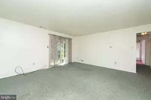 4503 Adelaide Dr, Mount Laurel, NJ 08054 - Photo 2
