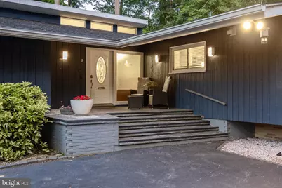 8 Bloomer Drive, Burlington, NJ 08016 - Photo 4