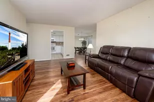 339 Woodlake Dr, Marlton, NJ 08053 - Photo 8